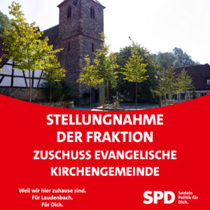 Ansicht evangelische Kirche in Laudenbach auf dem Vorplatz. Blickrichtung Südosten.
